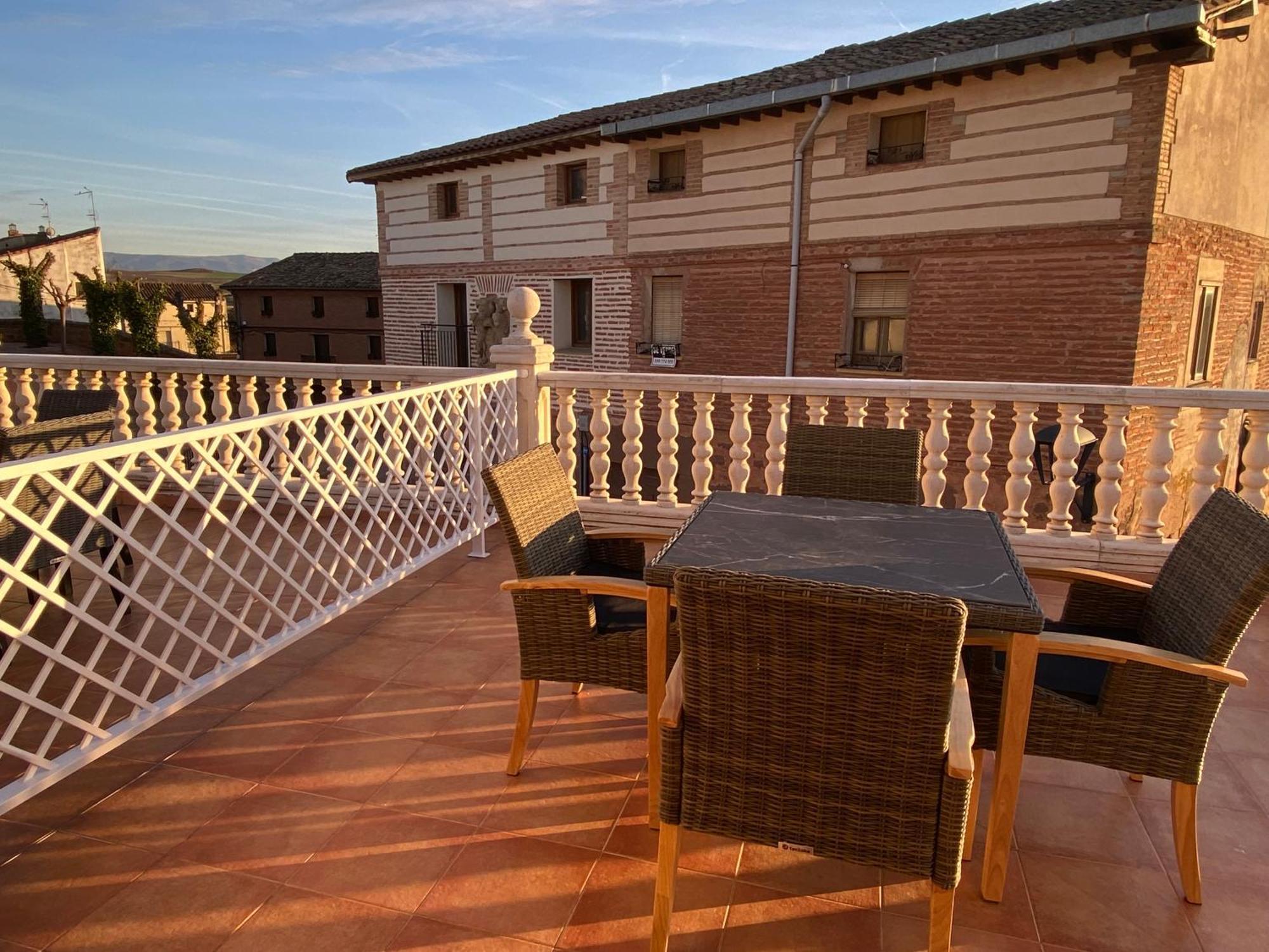 Casa Rural La Plaza Azofra Luaran gambar